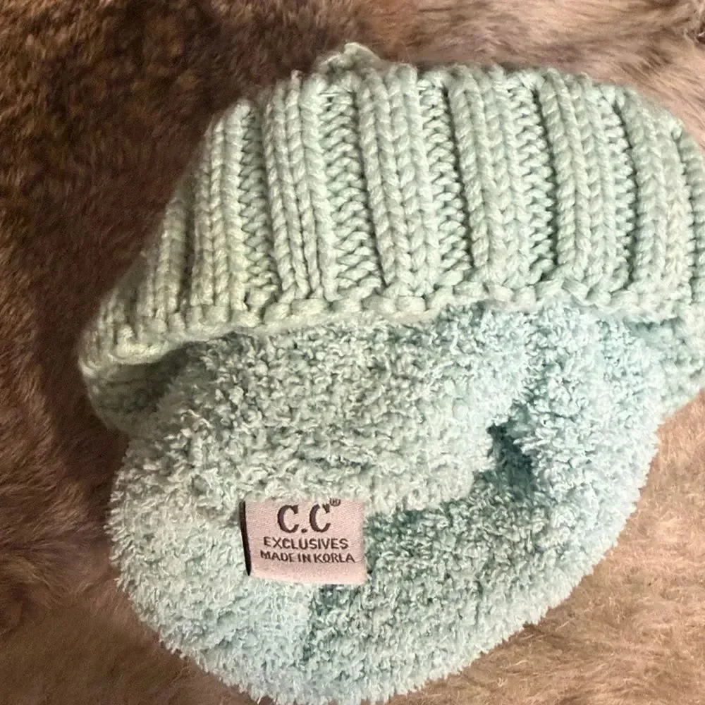 CC Knit Beanie with Pom Pom (3950)
